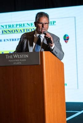 チャック・マテラ博士